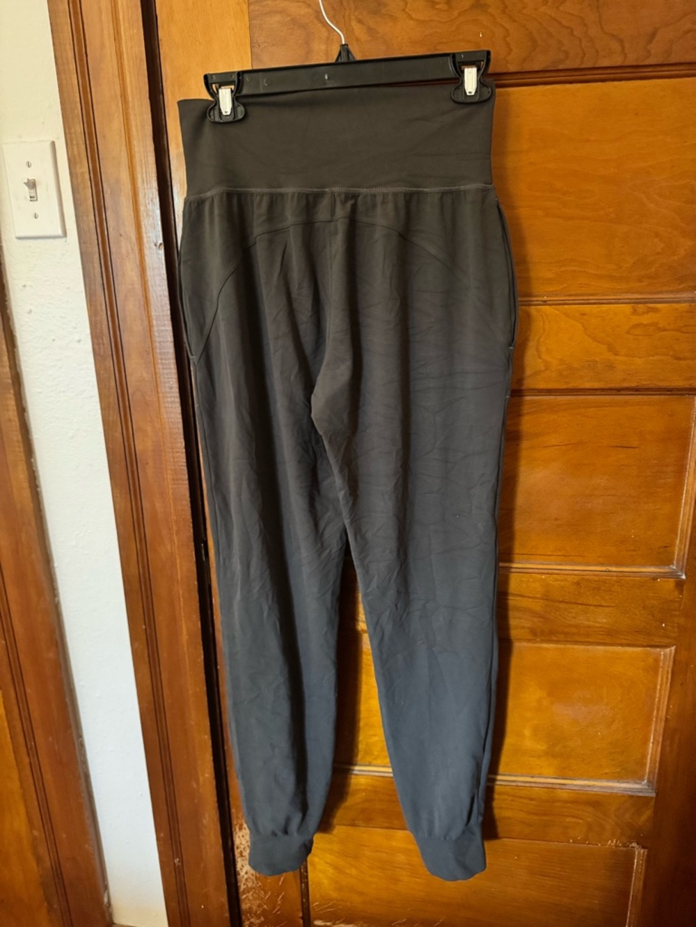 Athleta Grey/Brown Salutation Jogger Pants Size Small with Pockets
